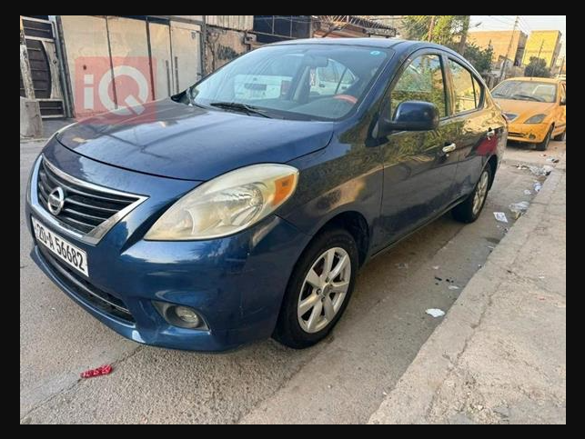 Nissan Versa